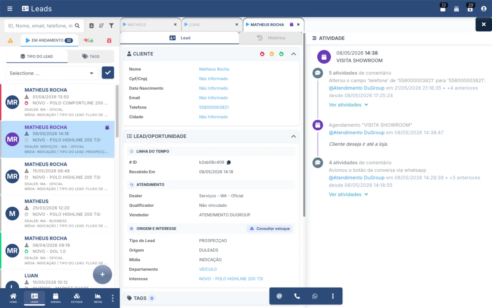 Tela desktop do DuLeads com lista de leads, dados do cliente e histórico de atividades